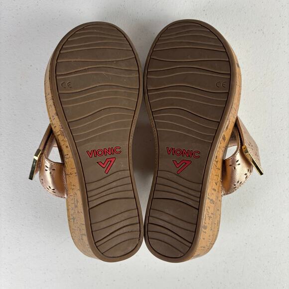 Vionic Women's Anitra Platform Sandal in Rose Gold Metallic Size 8 - Picture 5 of 6